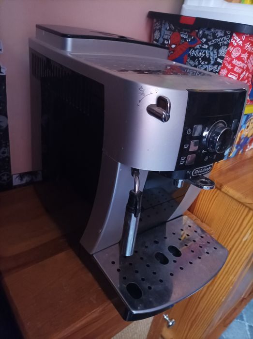 Ekspres do kawy DeLonghi