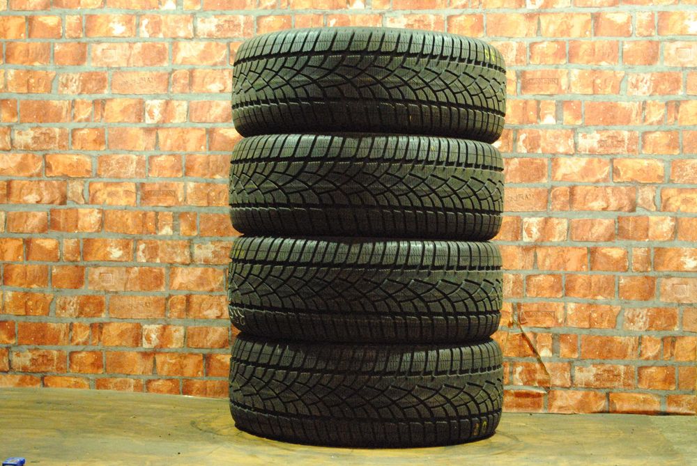 Dunlop 235/45 R19