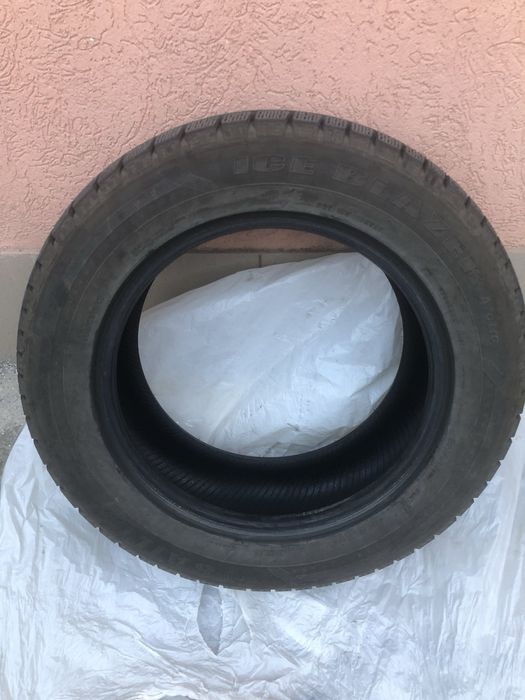 Зимова гума ICE BLAZER 215/60/16