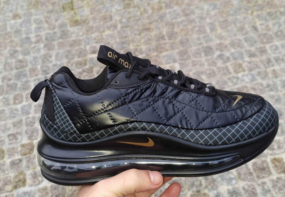 Sapatilhas air max 720-818 preço reduzido