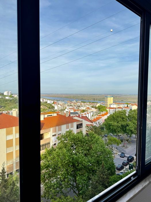 Quartos em Vila Franca de Xira – Mobilados e despesas incluídas