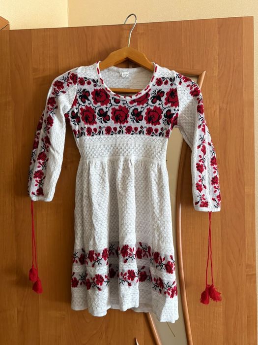 Продам вишиванку 140см
