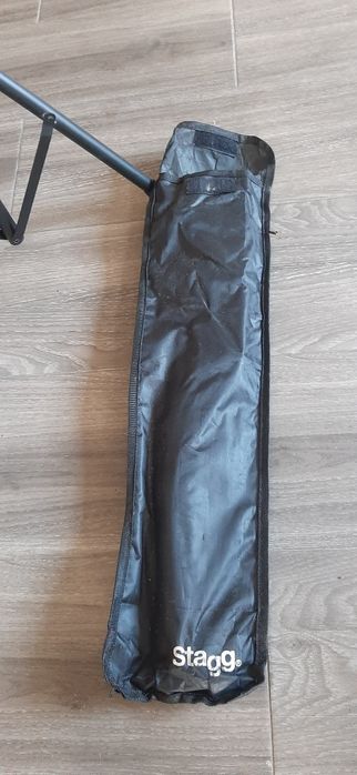 Tripé de musica oferta de sacola