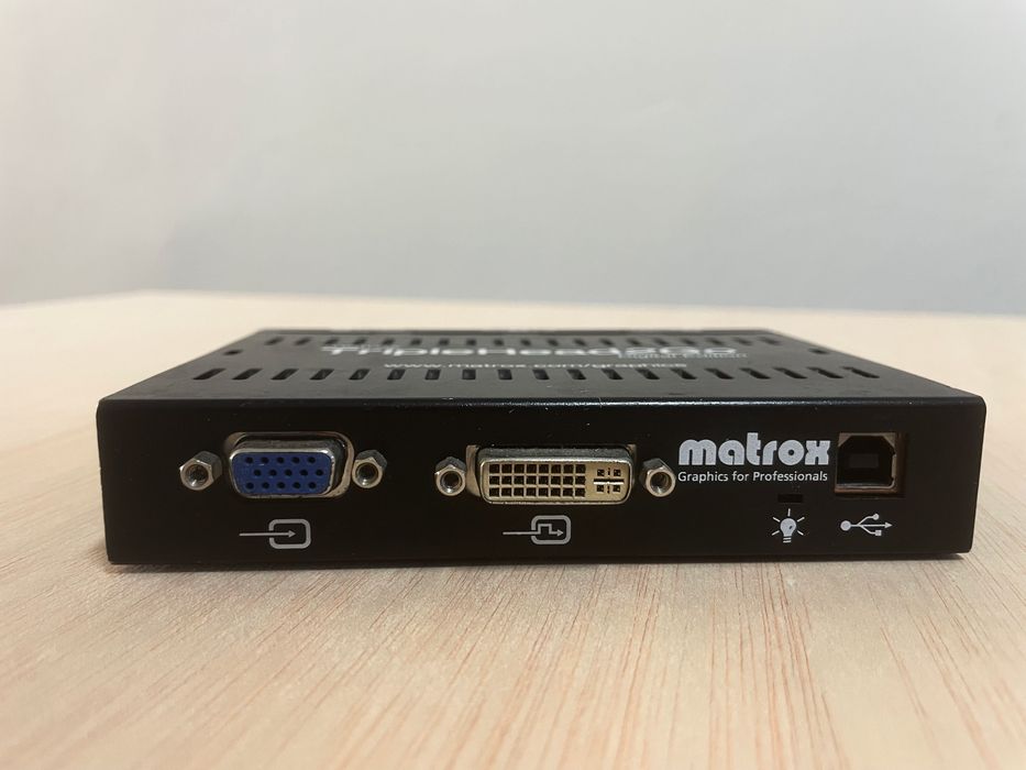 Matrox TripleHead2Go digital edition + dois adaptadores
