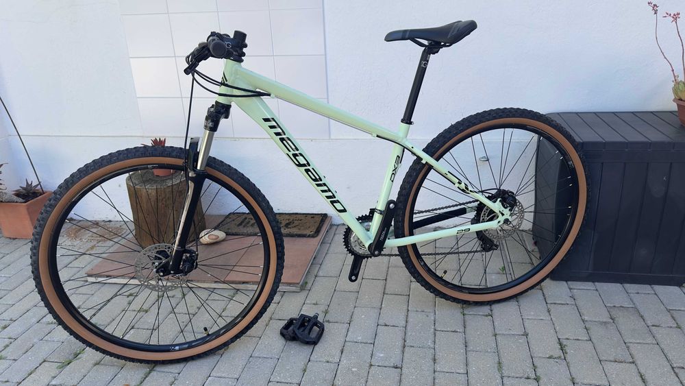 BTT Bicicleta Megano Sport DX3 - Tamanho M (Nova)