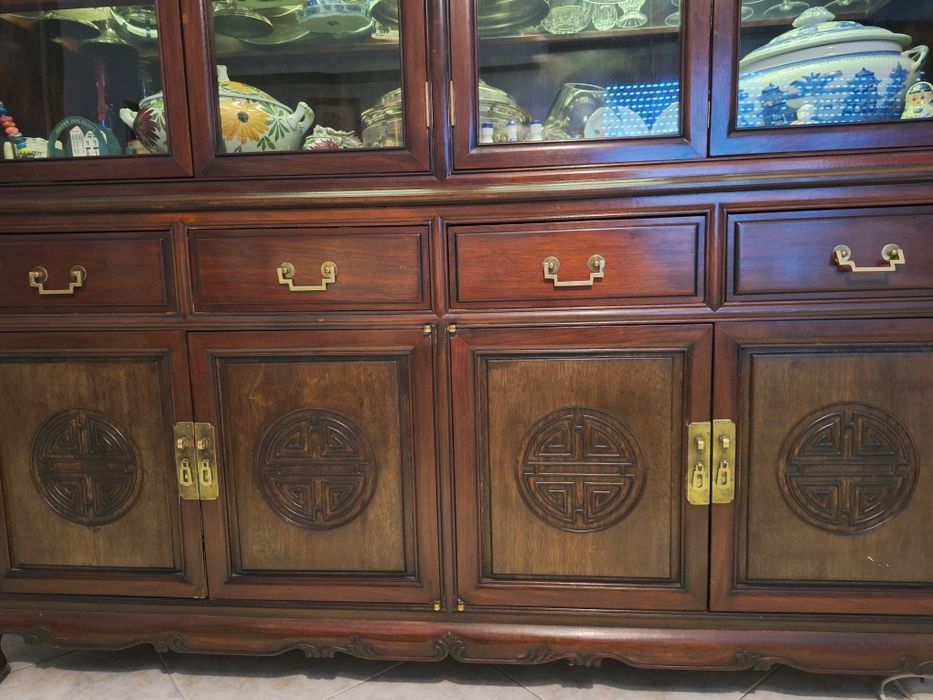 Movel louceiro teca estilo oriental origem Macau