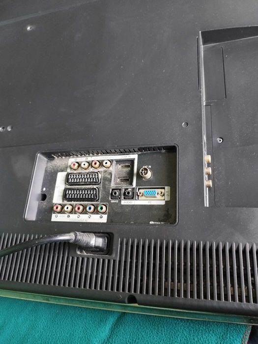 TV - Samsung  ecrã diagonal 102 cm modelo: LE40S81B [R] A