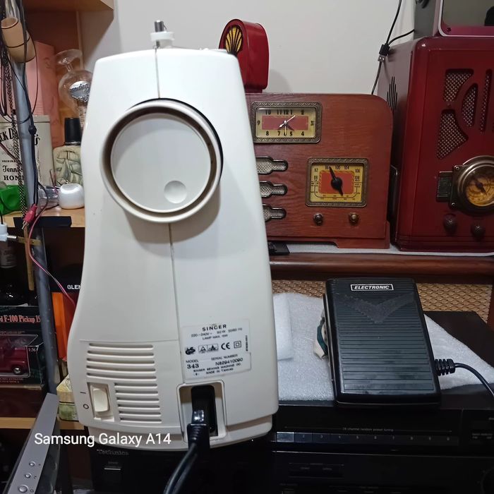 Maquina costura Singer  343