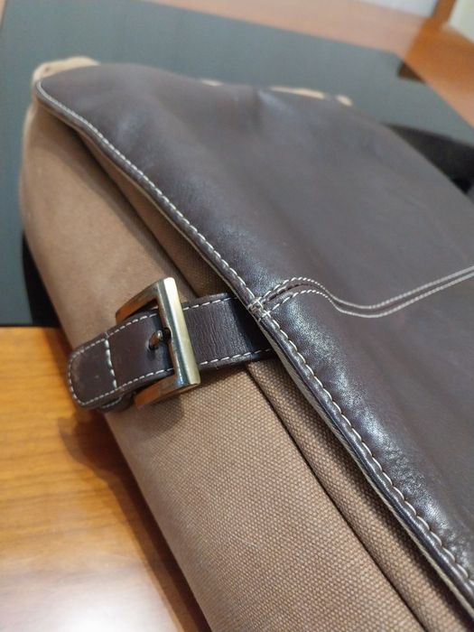 Mochila/mala para portátil em pele