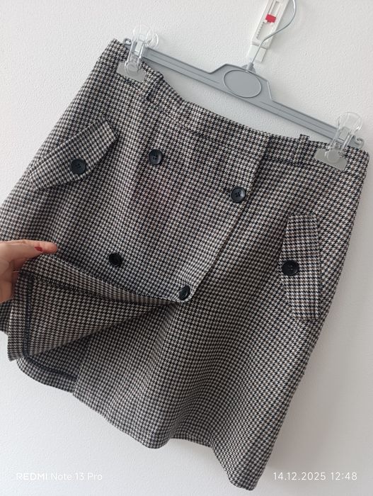 Zapinana spódniczka mini, pepitka, rozpinana, krata, uczennica, Mohito