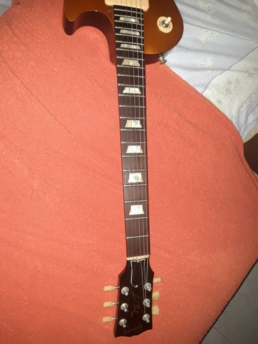 Gibson les paul tribute 60