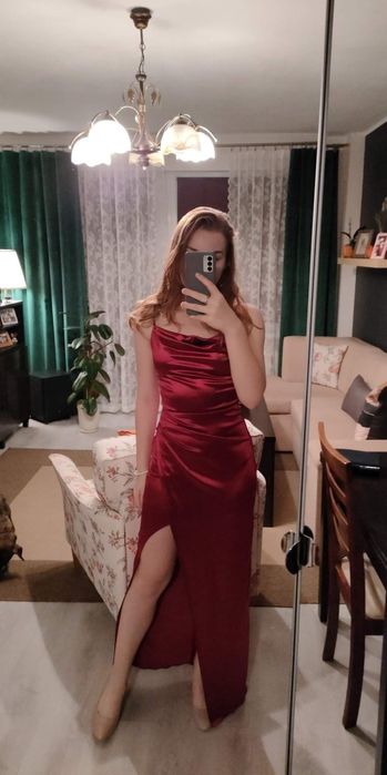 Sukienka studniówkowa