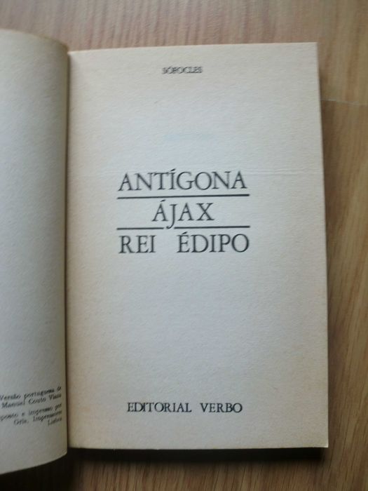 Antígona, Ájax, Rei Édipo
de Sófocles