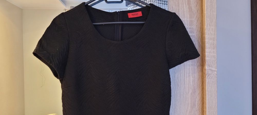 Sukienka Hugo Boss czarna XS