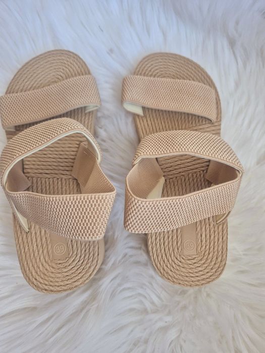 Nowe beżowe sandały na platformie na lato summer shoes 39
