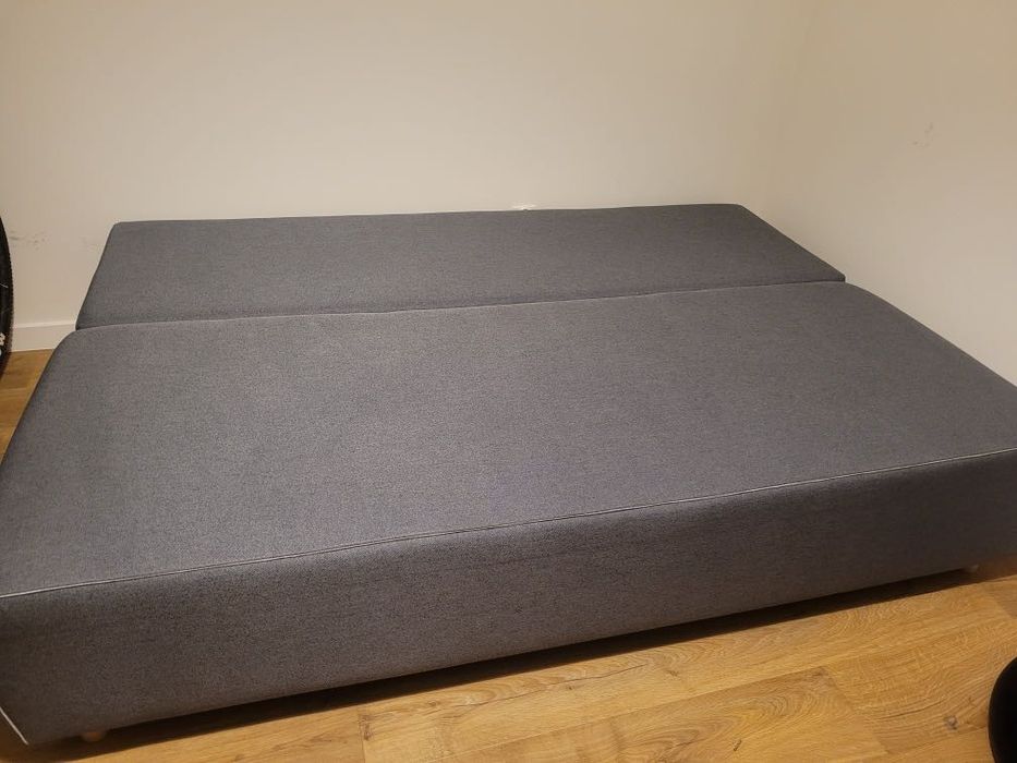 Sprzedam szarą sofe