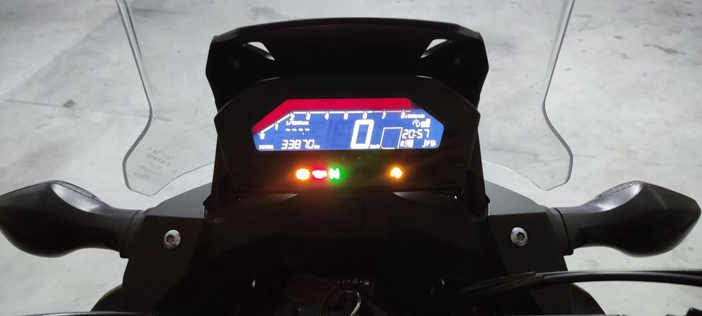 Honda nx 750x de 04/2019