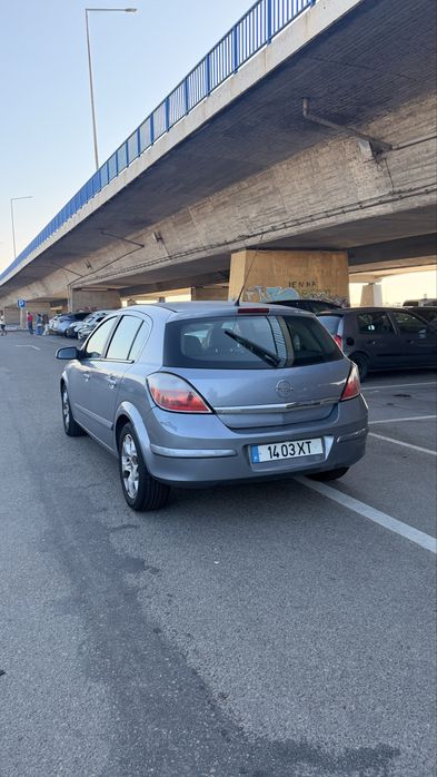 Opel Astra H 1.6 Gasolina – 2004
