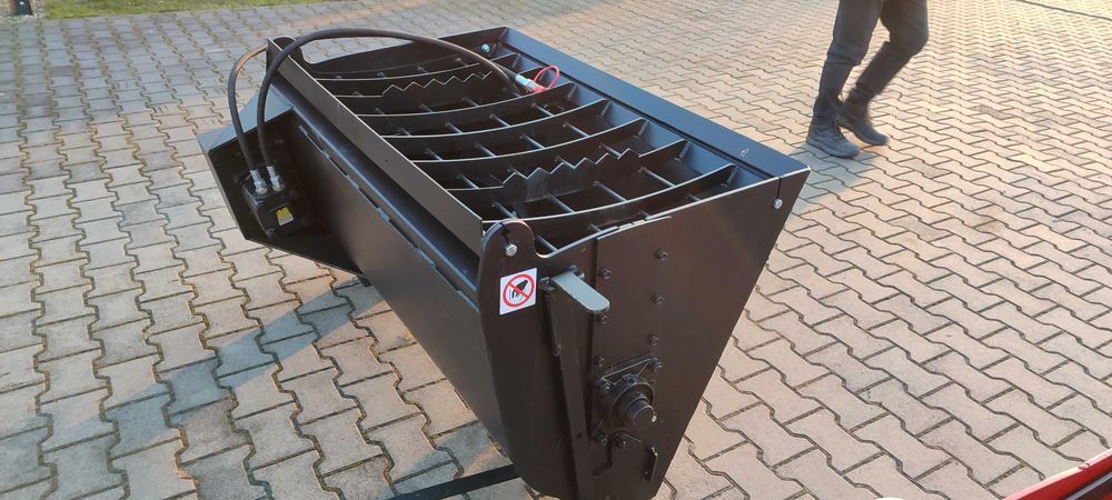 Betoniarka łyżkowa, mieszalnik 400 L