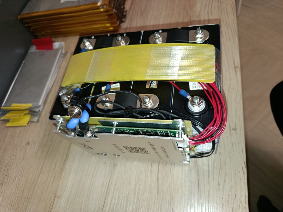 Продаю аккумулятор 12.8-14.6v LiFePo4 93aH,CALB