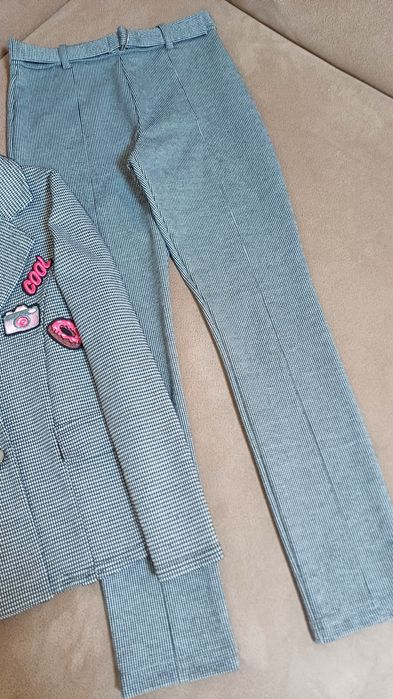 Шкільний костюм, стильний костюм для дівчинки