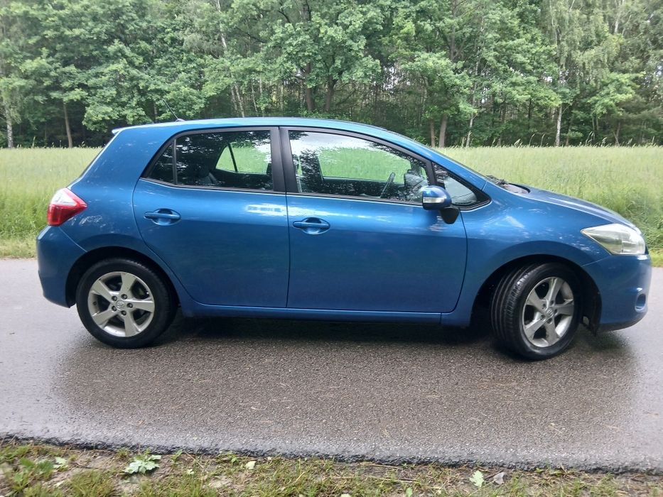 Toyota Auris  1.6