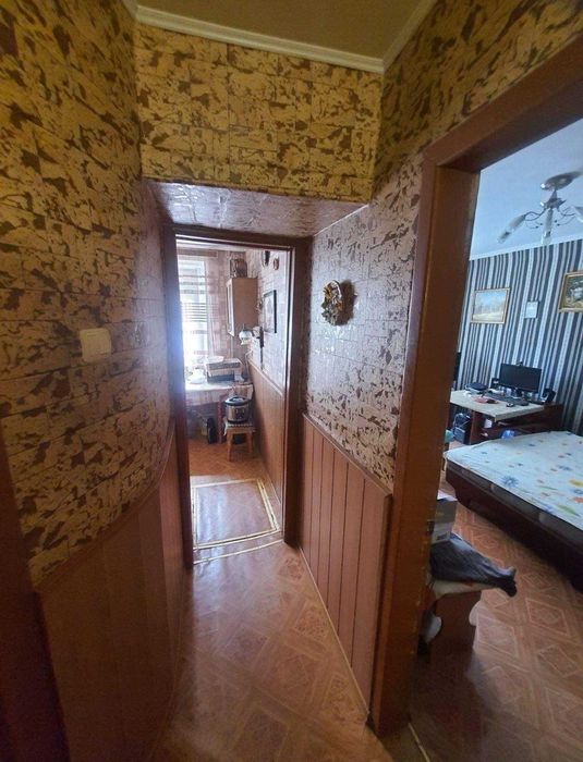 Продам 2х комнатную квартиру в центре