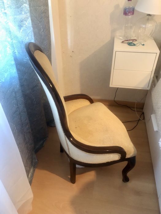 Vendo cadeirão estilo clássico