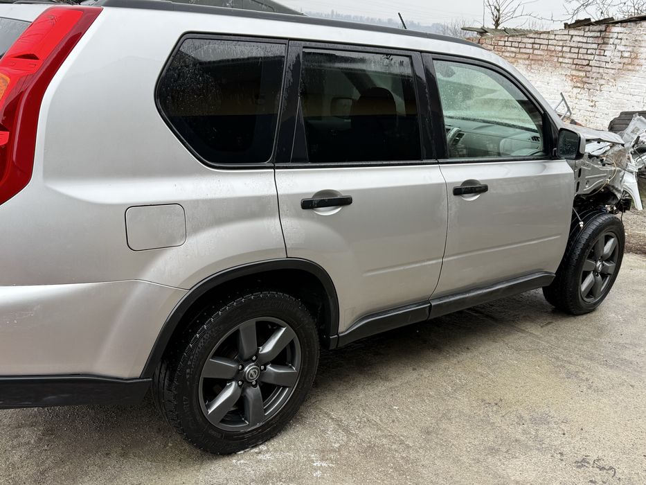 Двери nissan xtrail t31