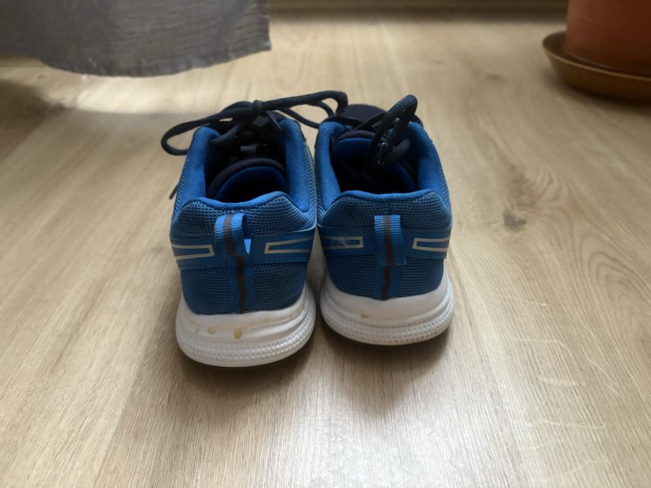 Adidasy uniwersalne