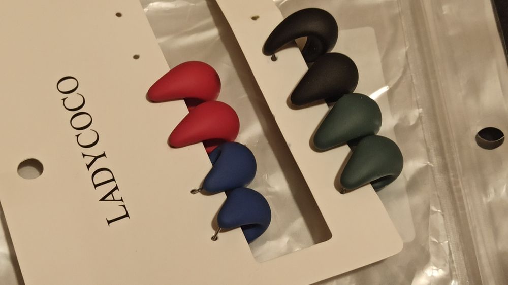 kolczyki sztyfty łezki kilka kolorów