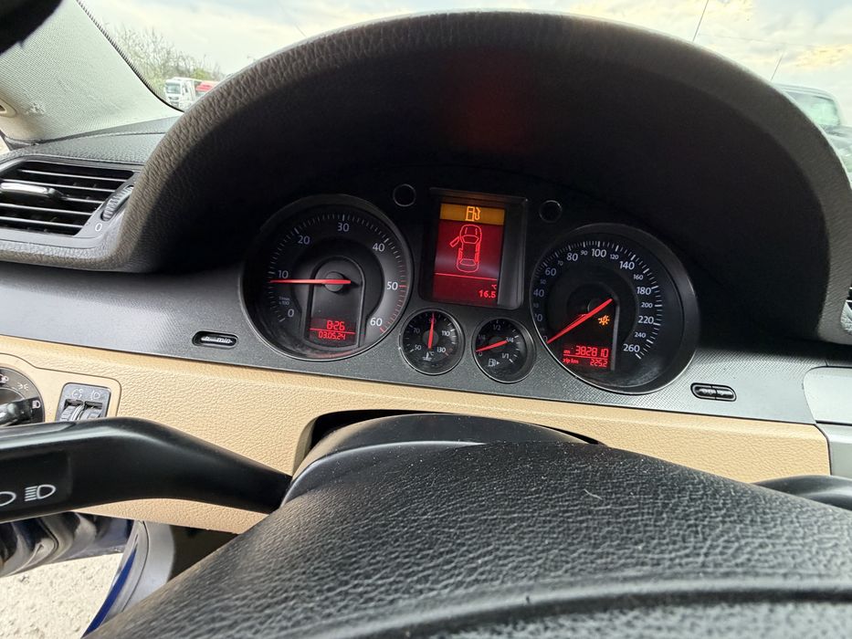 Volkswagen Passat [ Comfortline ]