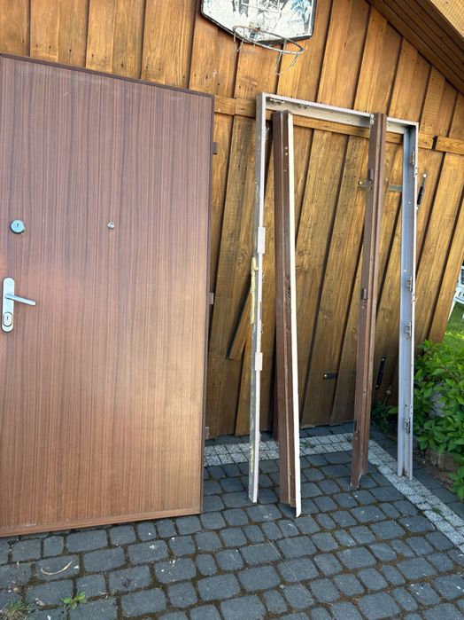 Drzwi stalowe 90 prawe szer 102 cm wys 207 cm