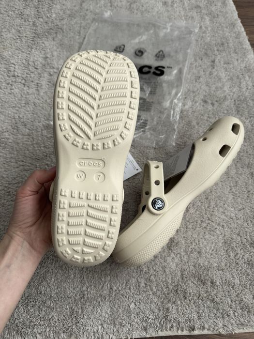 Жіночі балетки Crocs Classic Ballet Bone m5 w7 37р 23.5см