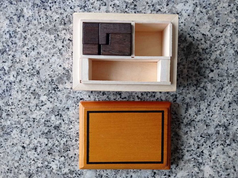 Puzzle - Caixa Surpresa (Quebra-cabeças)