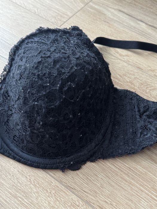 Biustonosz stanik hunkemoller