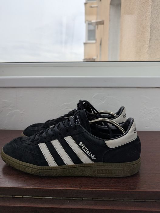 Adidas spezial Взуття