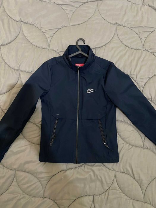 Casaco Nike Desportivo Tamanho S - Parka / Corta chuva