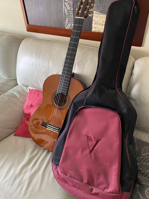 Guitarra Clássica Valencia CG170 – Ótimo Estado