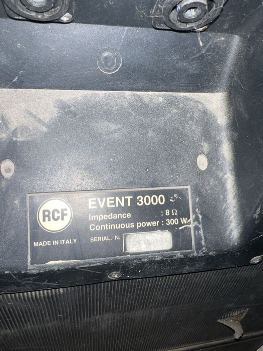 2 top colunas caseiras com drivers RCF Event 3000 drivers originais