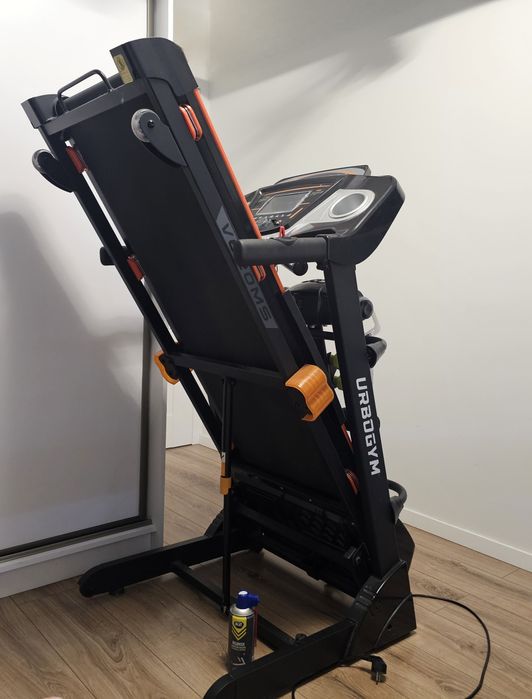 Bieżnia URBOGYM V620MS