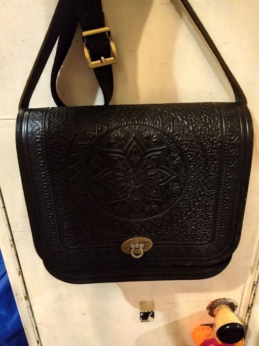 Шкіряна сумочка ,, Сонце Карпат,,