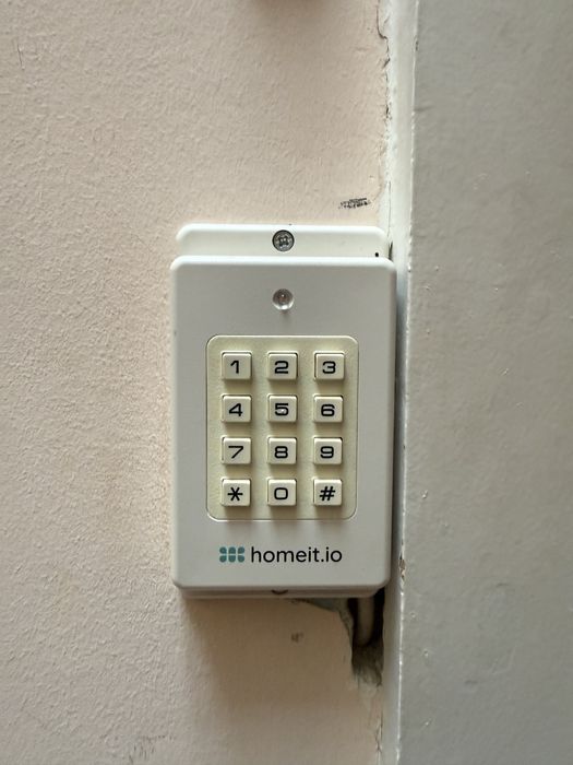 Sistema de Abertura de Portas Inteligente . Homeit . 6 uni
