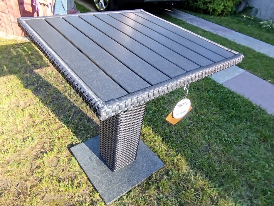 Stylowy stolik kawowy ogrodowy nowy