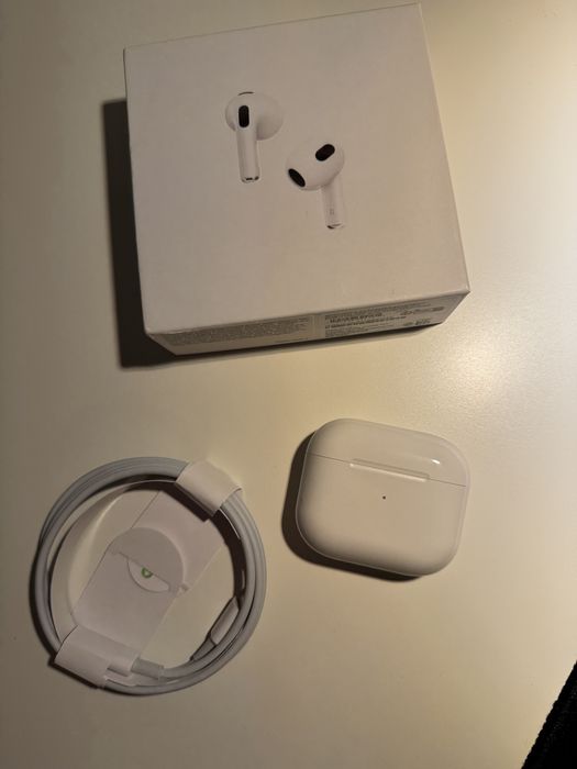 Słuchawki AirPods 3