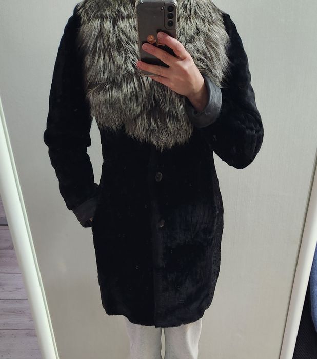 Натуральна шуба з мутону