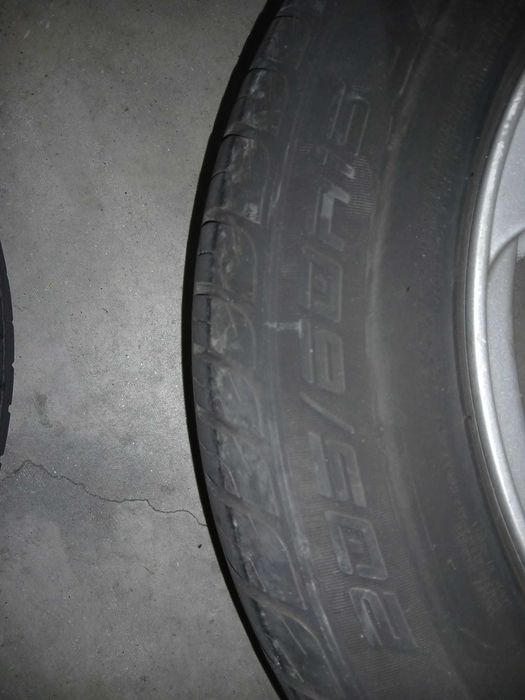 Jantes BMW 15” + Pneus em Excelente Estado — Oportunidade!