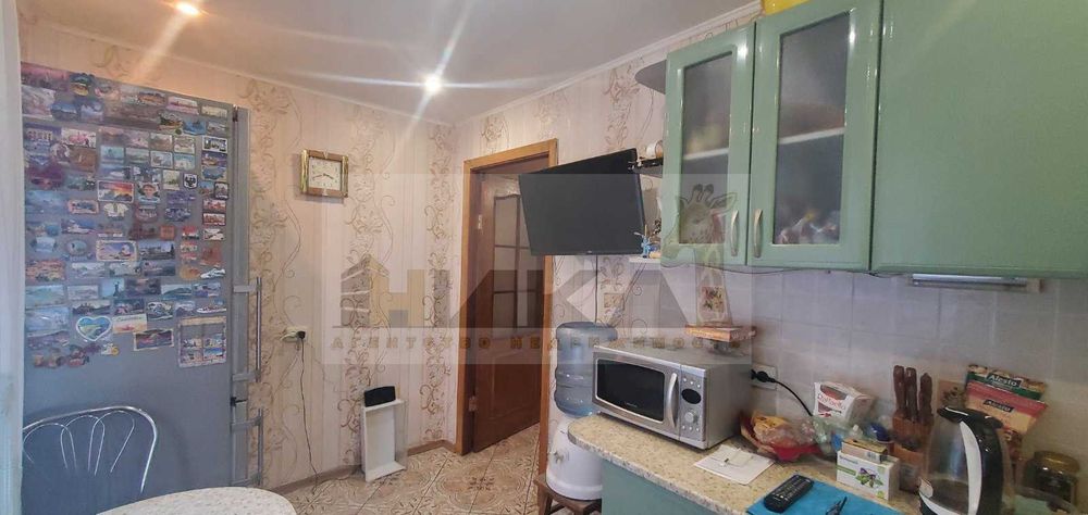 Продам 3-х кімнатну квартиру вул. Бородинська