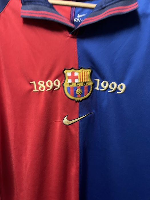 Vendo camisola retro centenario Barcelona - Figo