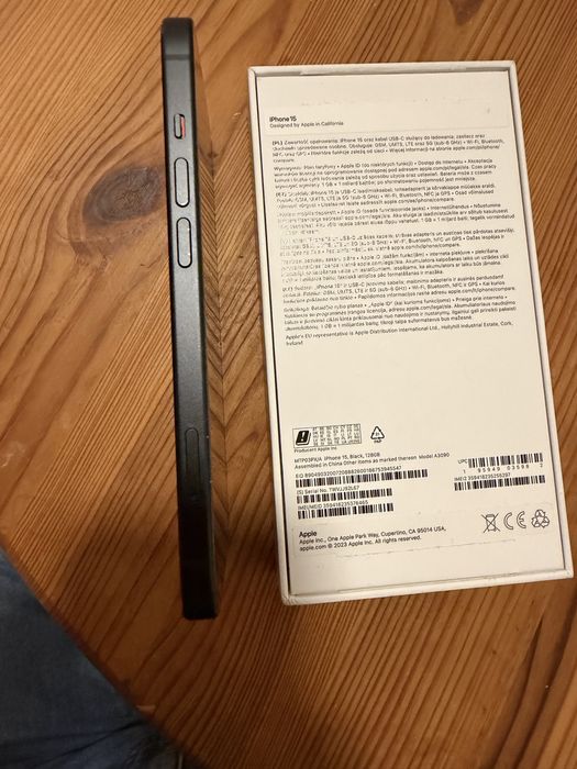Iphone 15,  Stan Bardzo Dobry